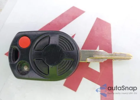 2010 Ford Fusion из США, поврежденный, VIN 3FAHP0HA7AR412080